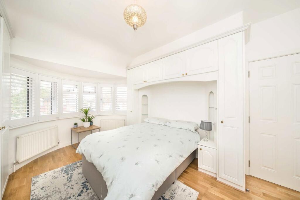 House in London - View 4