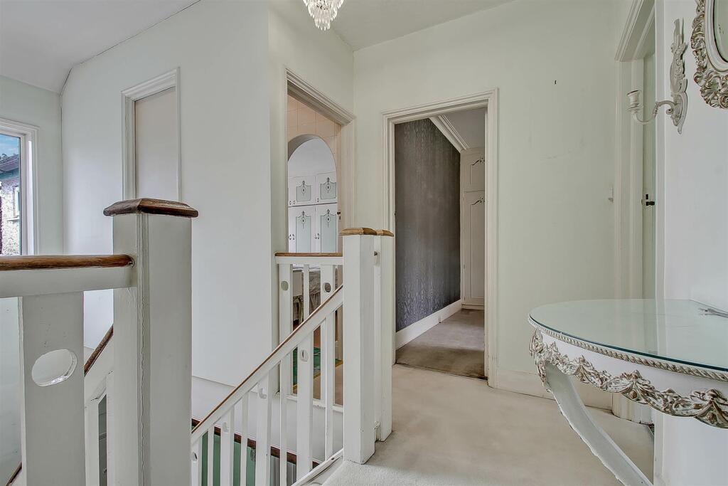Neeld Crescent, London photo 4