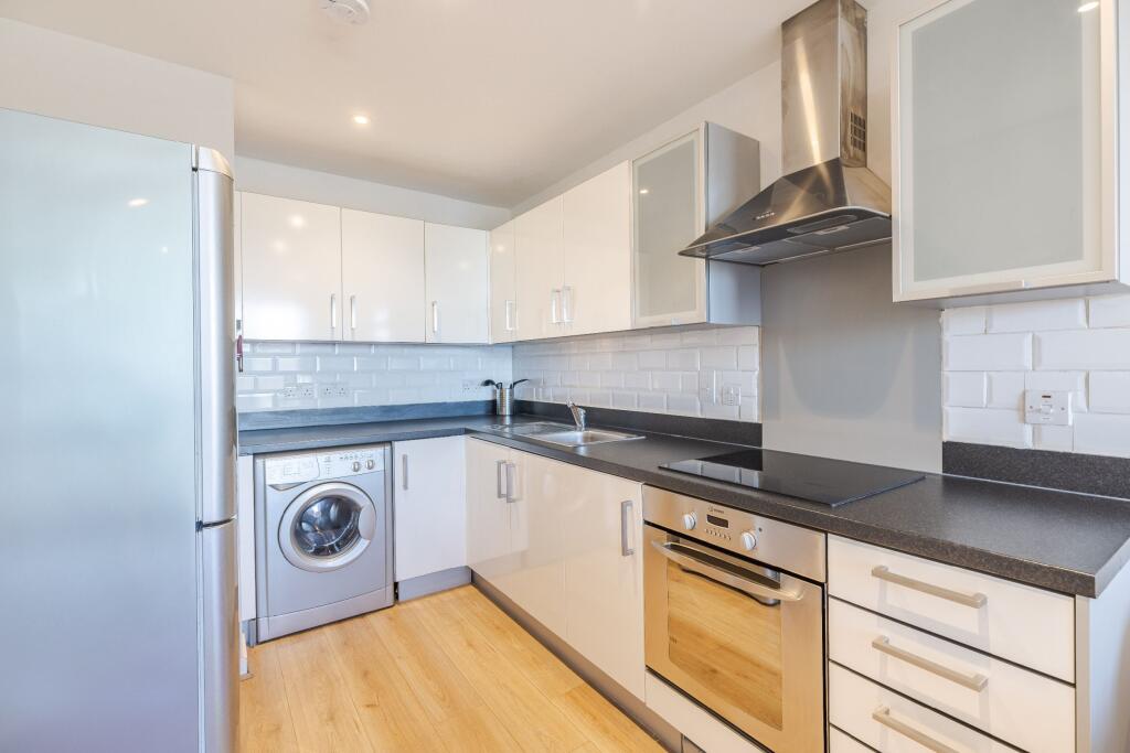 Apartment in London, City of Westminster - View 5