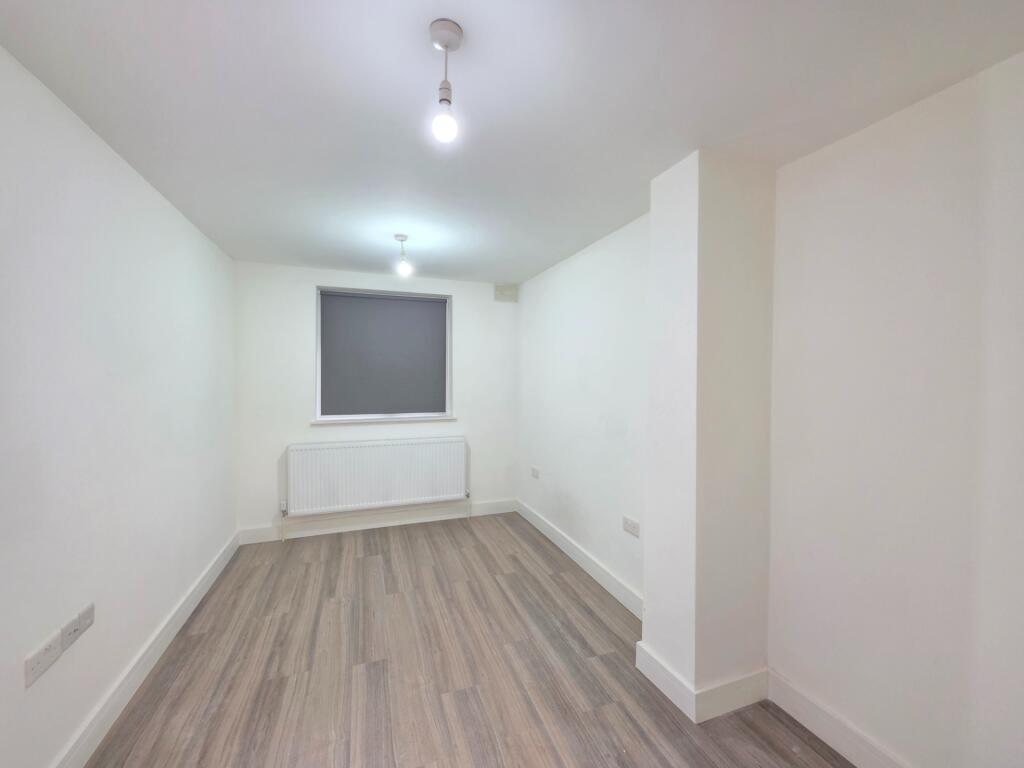 Main image of property: Ground Floor Studio Rear, Howard Road, Cricklewood, NW2