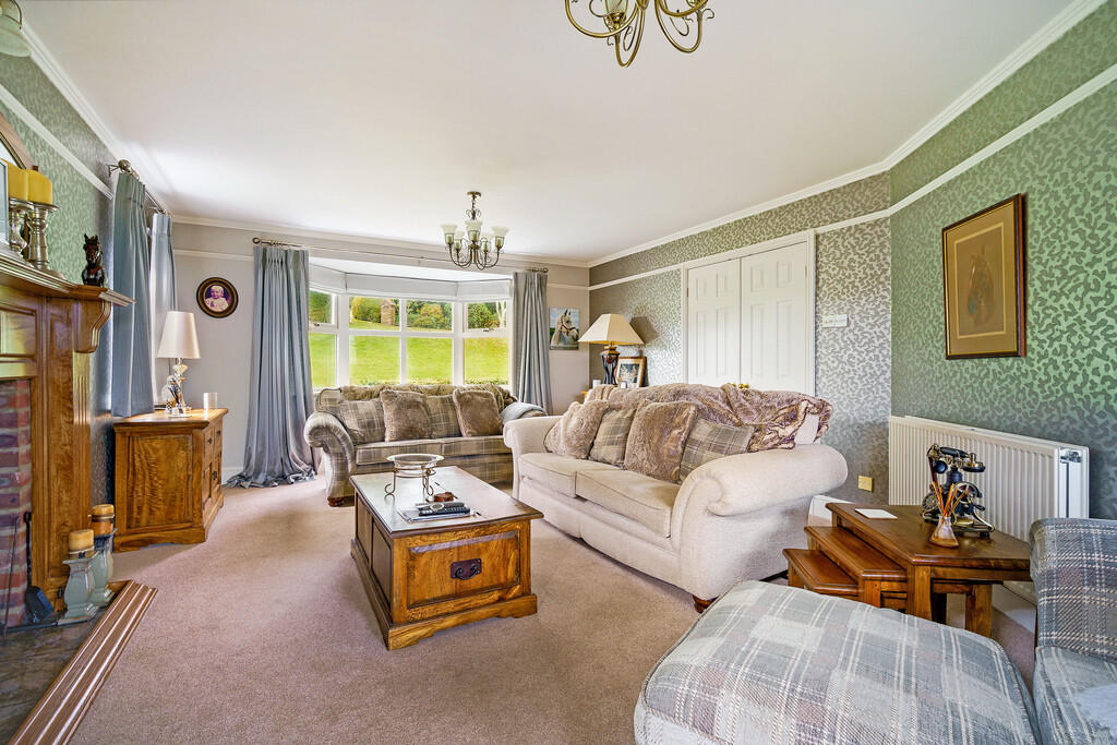 Barton Street, Ashby-Cum-Fenby, Grimsby photo 5