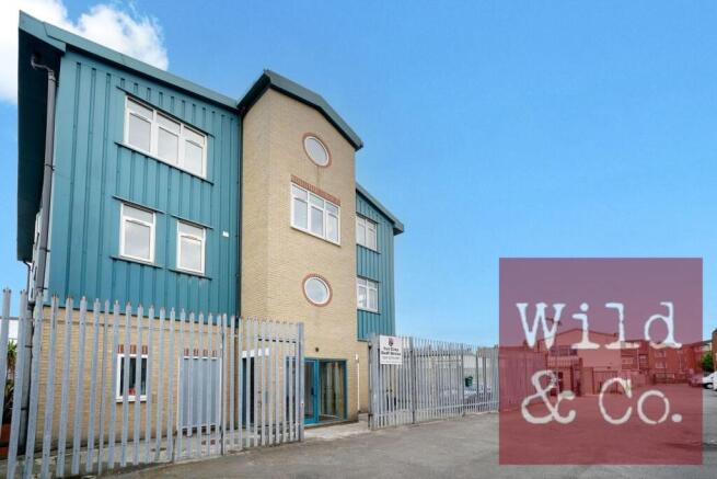 Skelton Lane (1st City Van Hire) - yE2sAjV2R7j6Fsh