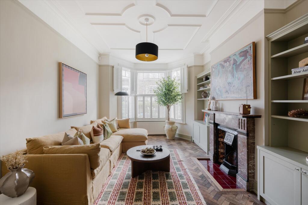 House in London - View 3