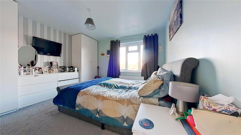 Meadway Court, Kingston Lane, Southwick, West Sussex, BN42 - View 5