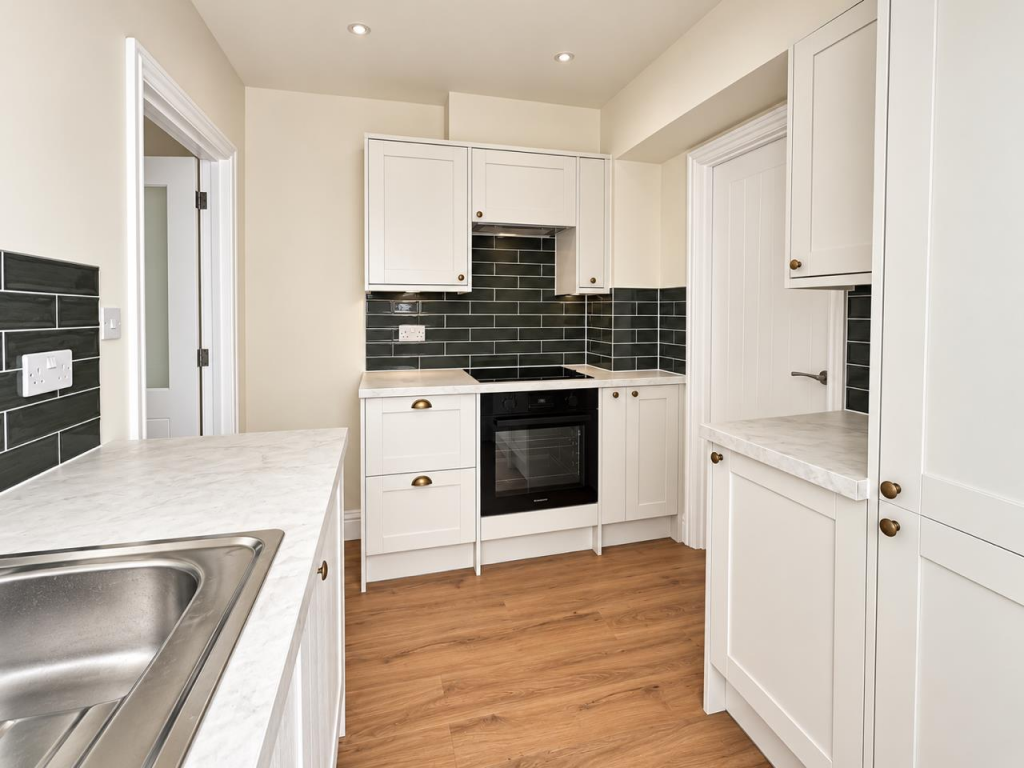 Apartment in Brighton - View 5