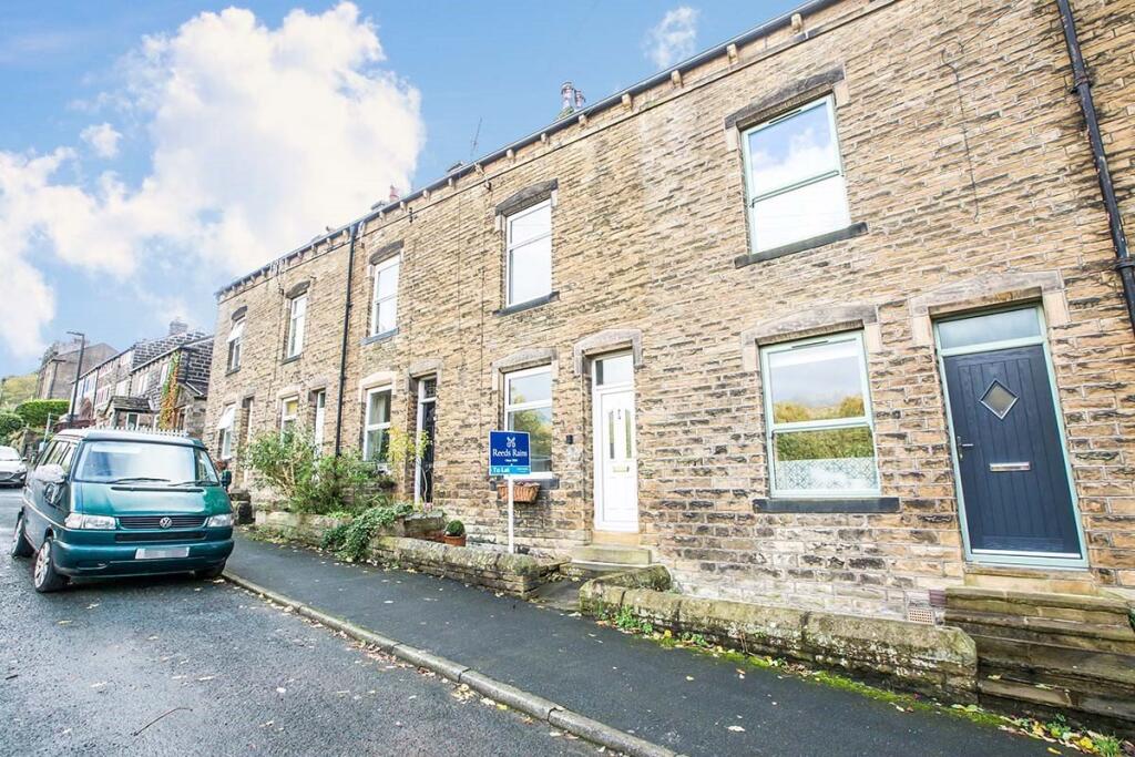 Main image of property: Oxford Terrace, Hebden Bridge, West Yorkshire, HX7