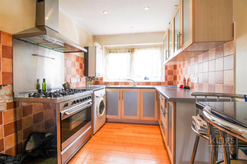 Apartment in London - View 2