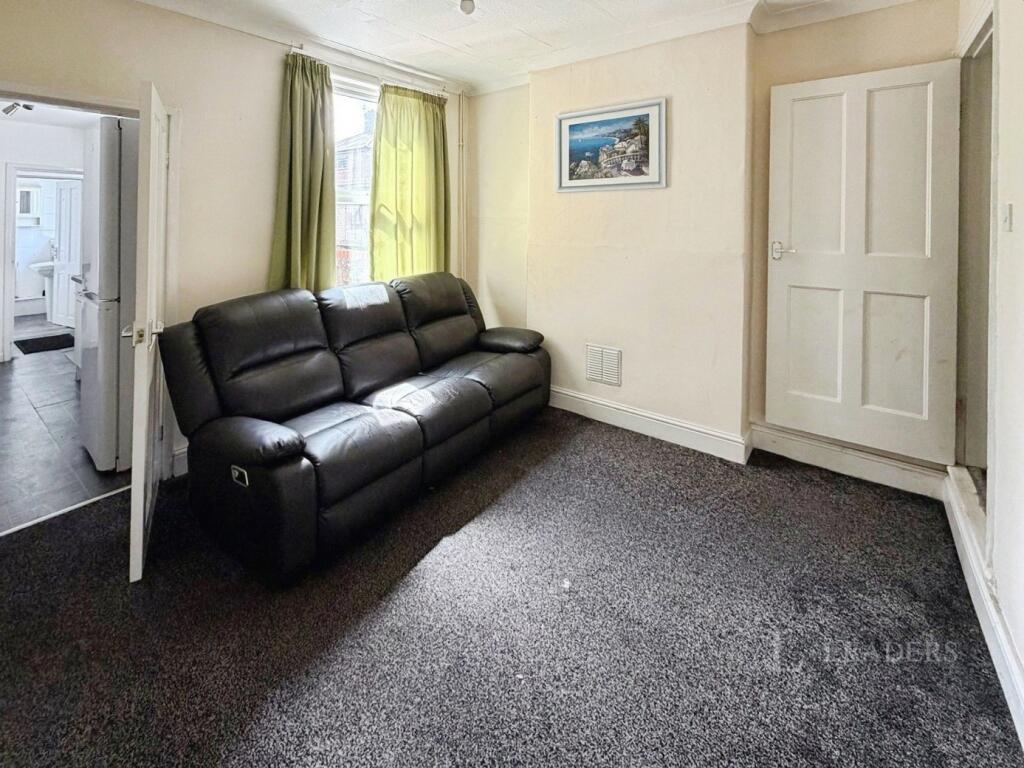 House in Nottingham - View 3