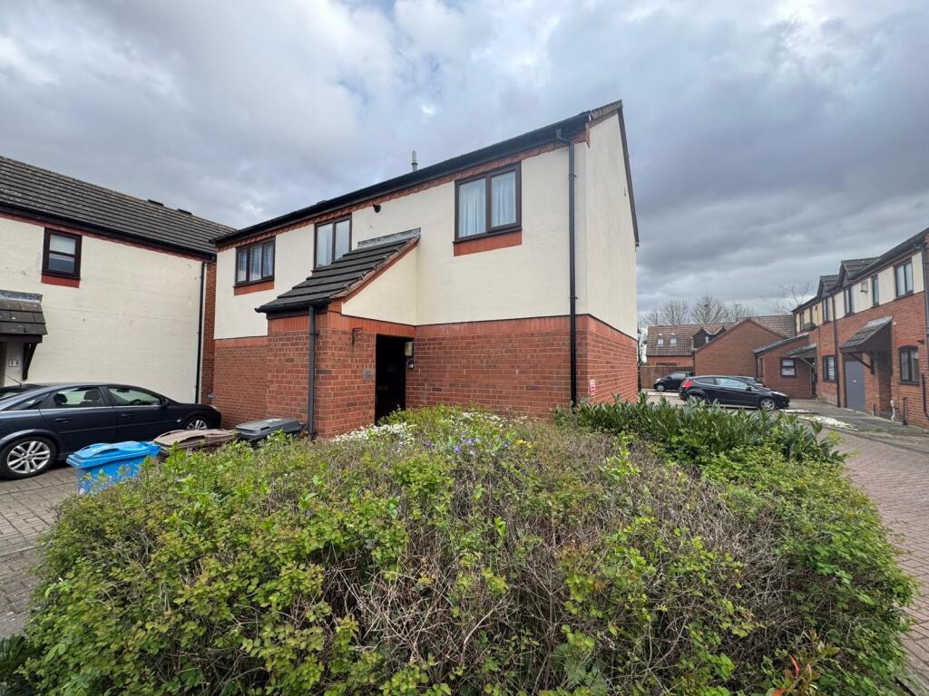 Main image of property: Halyard Croft, HULL