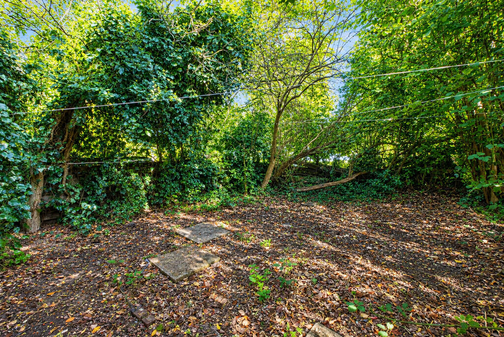 Handsworth Gardens, Armthorpe photo 2