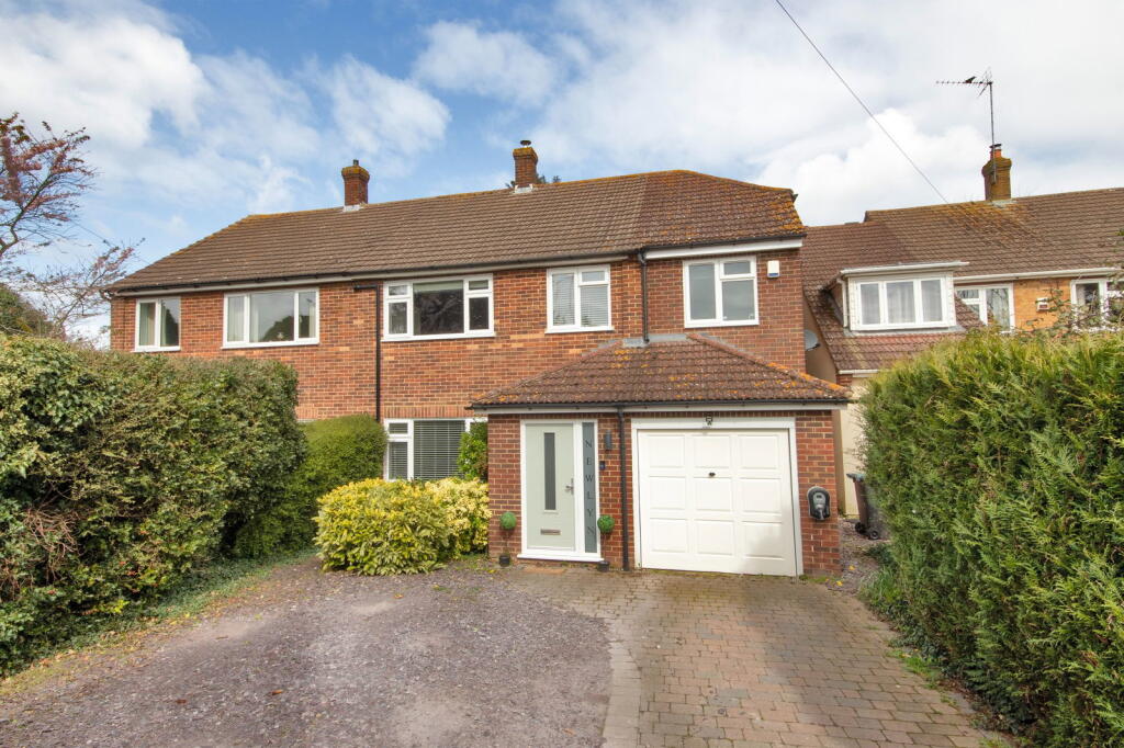 Main image of property: Norwood Lane, Meopham, Gravesend, Kent, DA13 0YB