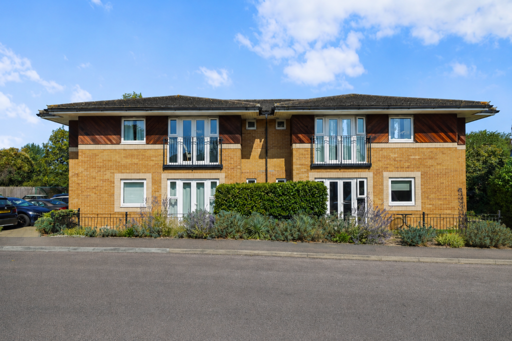 Main image of property: Flat 8, Stafford Avenue, Hornchurch, London, RM11