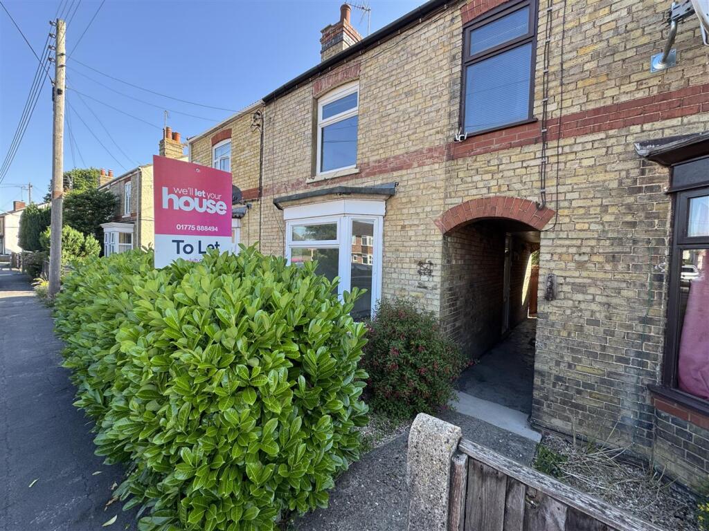 Main image of property: Clay Lake, Spalding