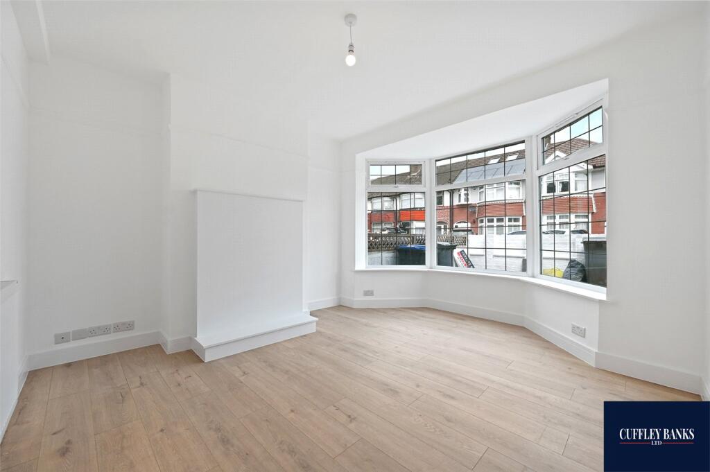 Burns Road, Wembley, Middlesex, HA0 photo 4