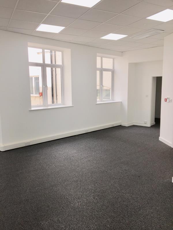 new suite room 127 Balfour House n12
