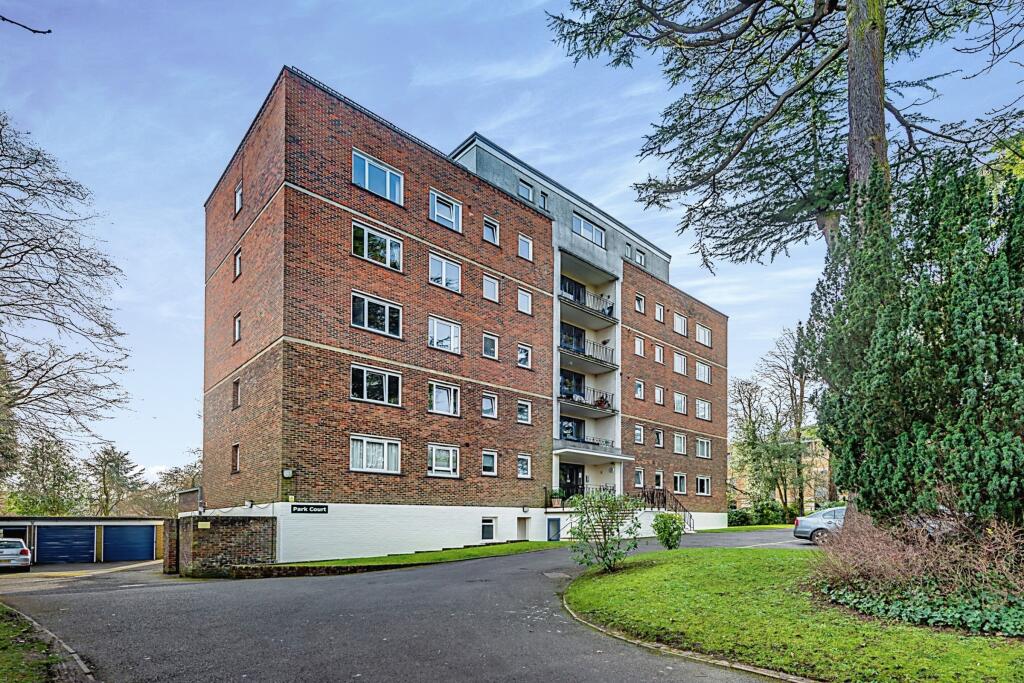 Main image of property: Linkfield Lane