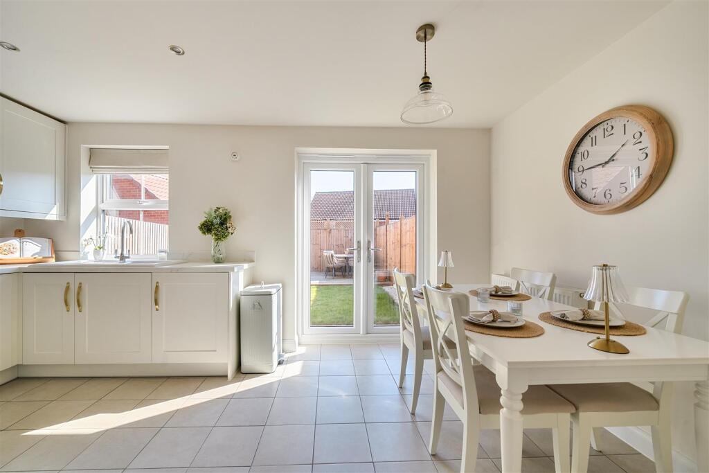 House in Chippenham, Wiltshire - View 5