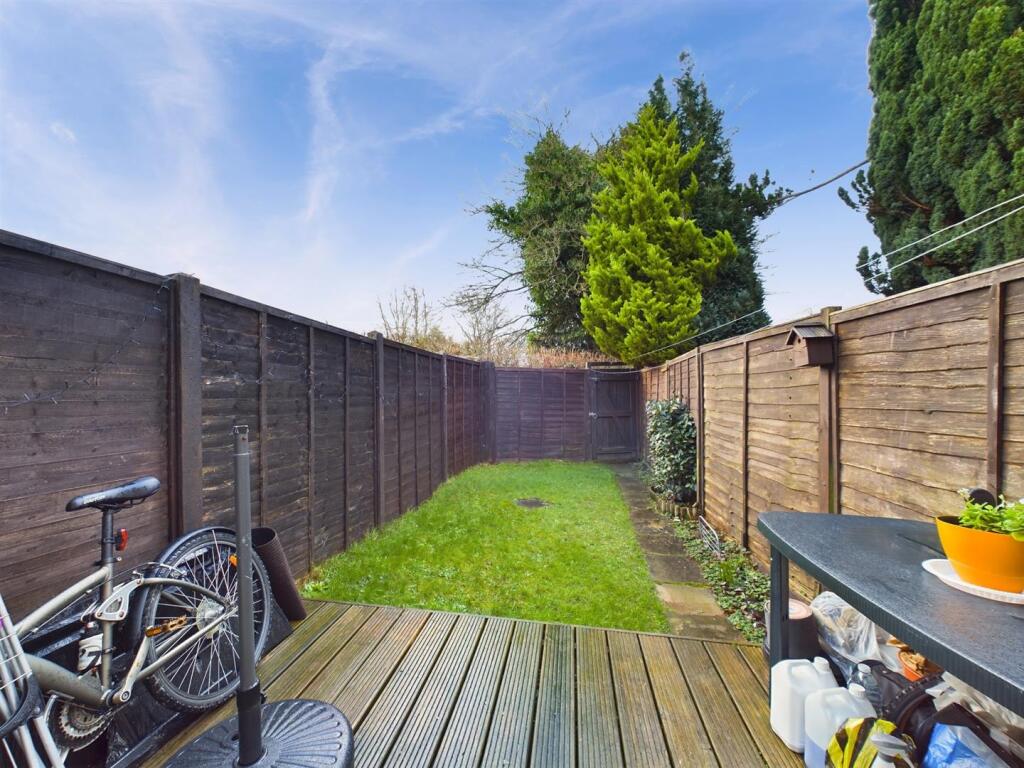 House in Redhill - View 5