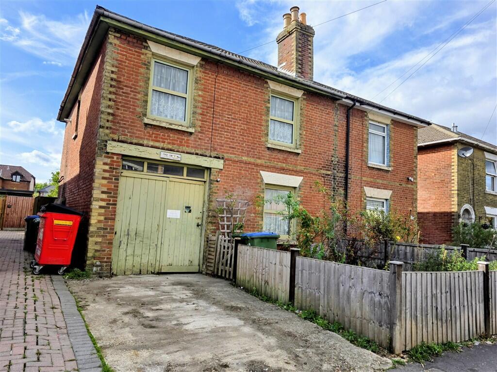 Main image of property: Park Road, SOUTHAMPTON