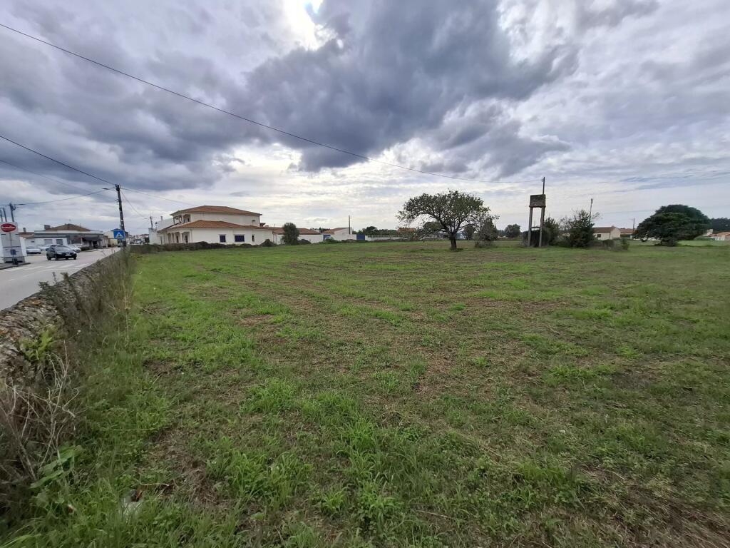 Main image of property: Beira Litoral, Marinha das Ondas