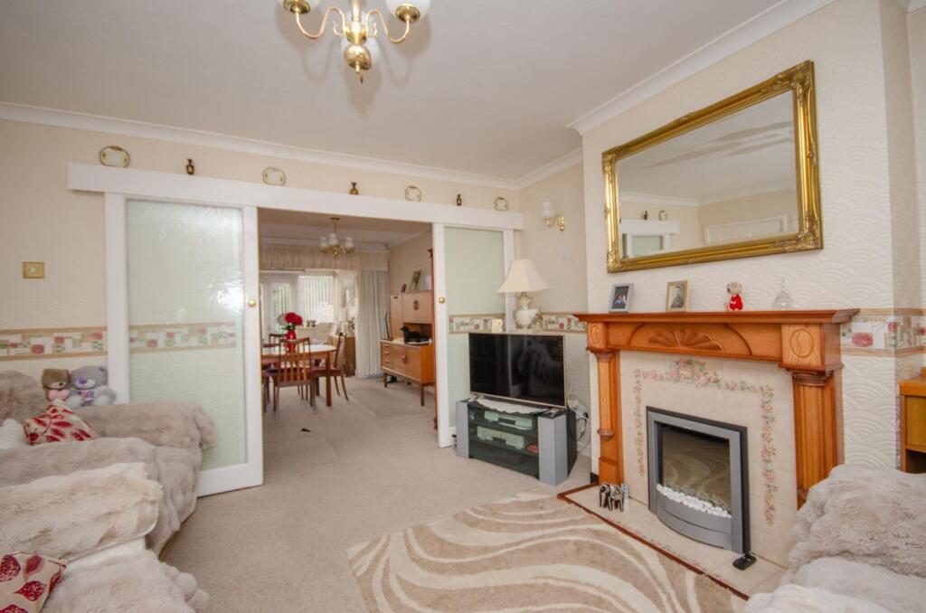 Sutherland Avenue, Downend, Bristol, BS16 6QL photo 4