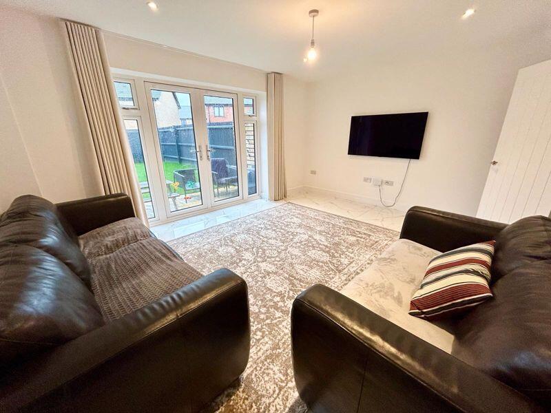 Decima Gardens, Houghton Regis photo 2