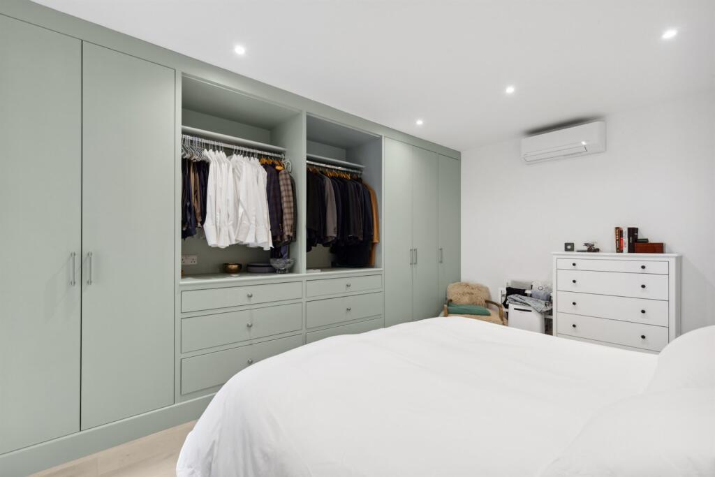 Apartment in London, Earl's Court - More