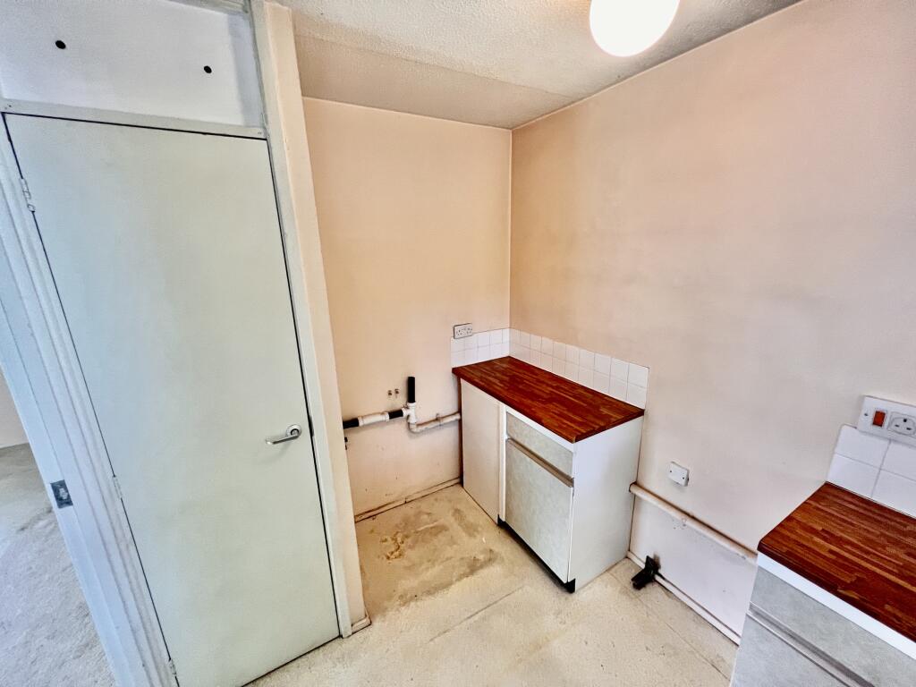 Apartment in London, Hanwell - More