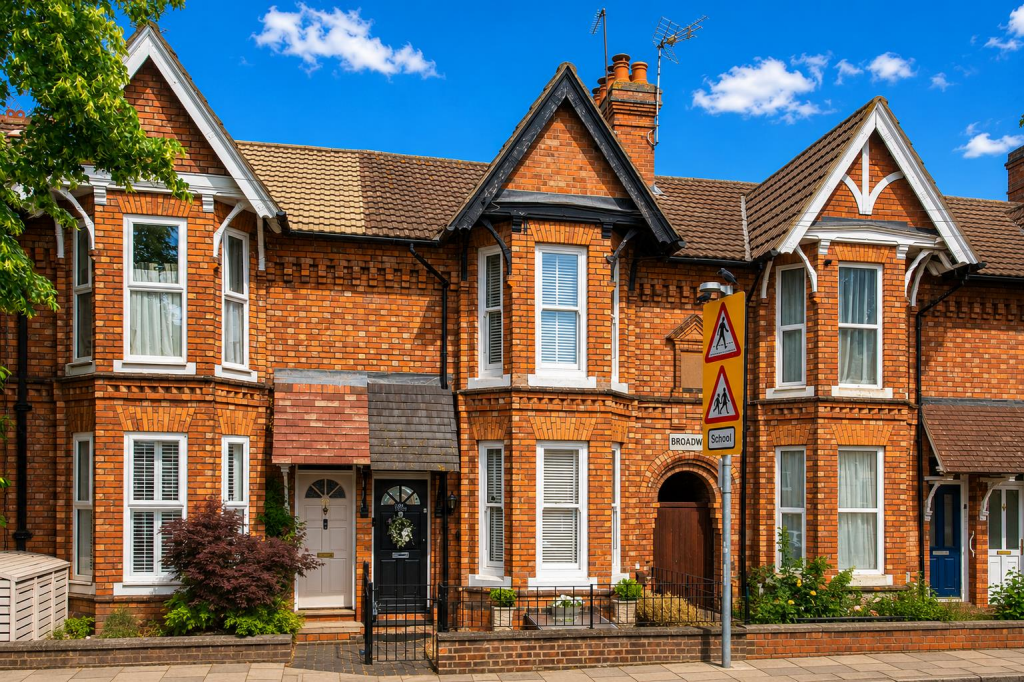 Main image of property: Broadway, Kettering