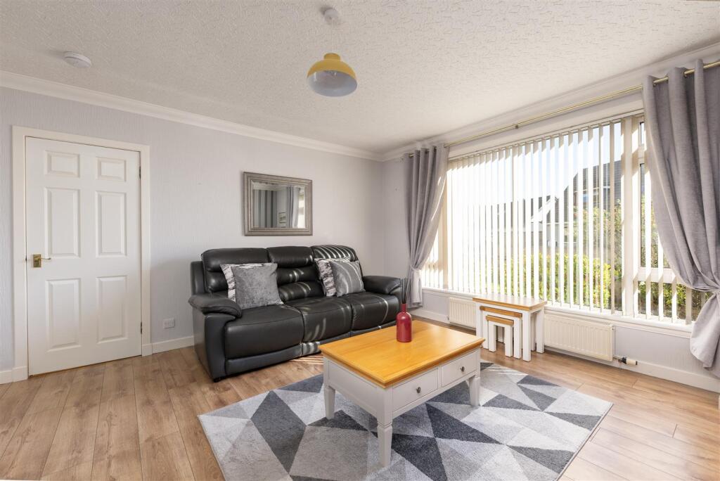 House in Fortrose, Highland - More