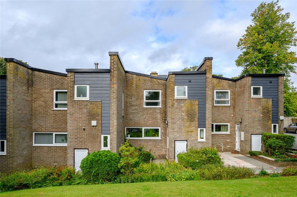 Main image of property: Fernwood, Park Villas, Roundhay, Leeds, LS8