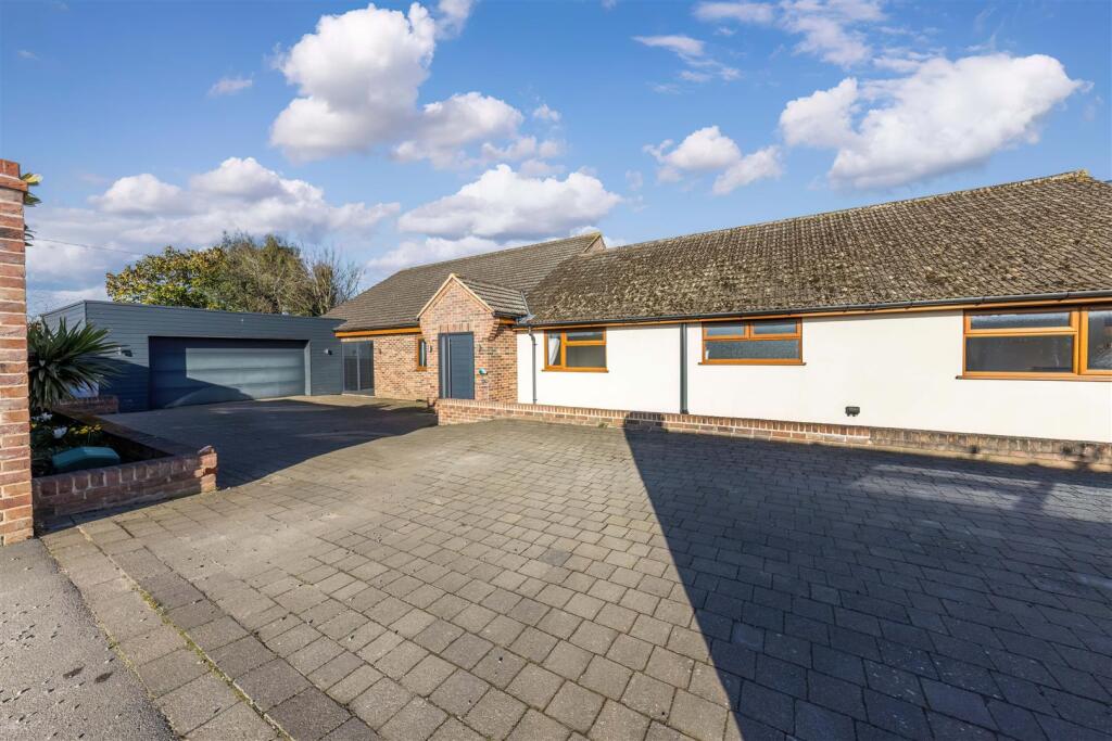 Main image of property: Yarmouth Road, Blofield, Norwich