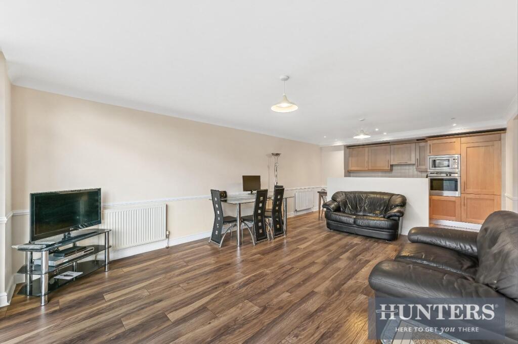 Apartment in London - More