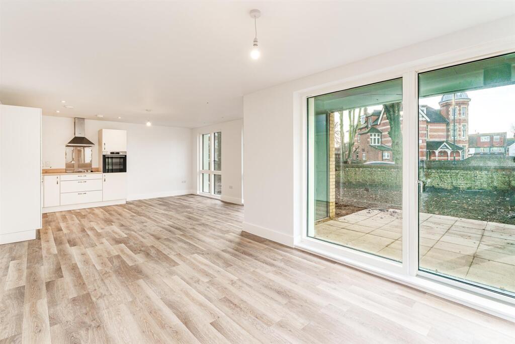 House in Worthing, Broadwater - View 5