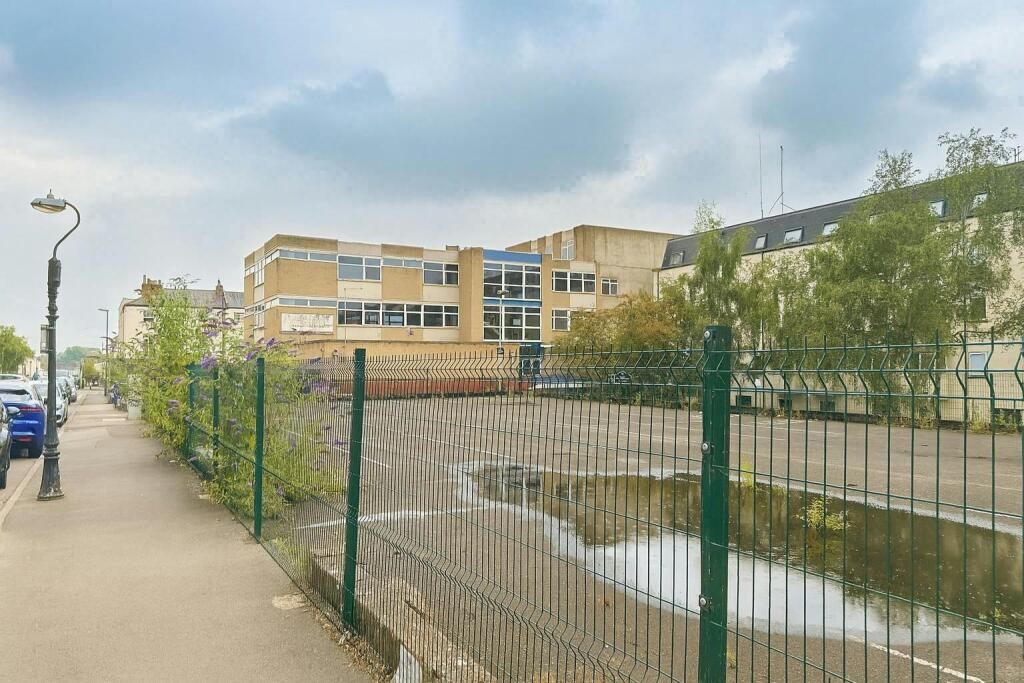 Refined External Image 2 .jpg