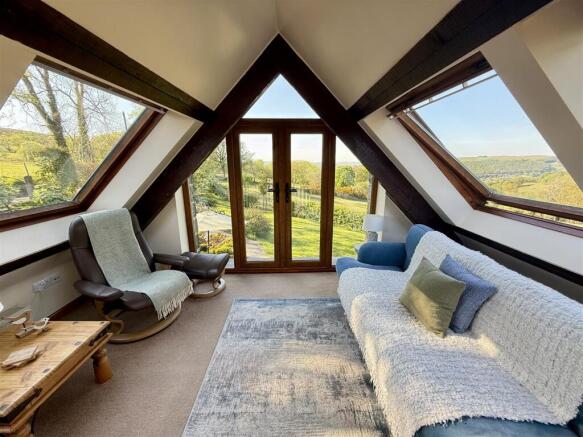 Gallery/ Sitting area