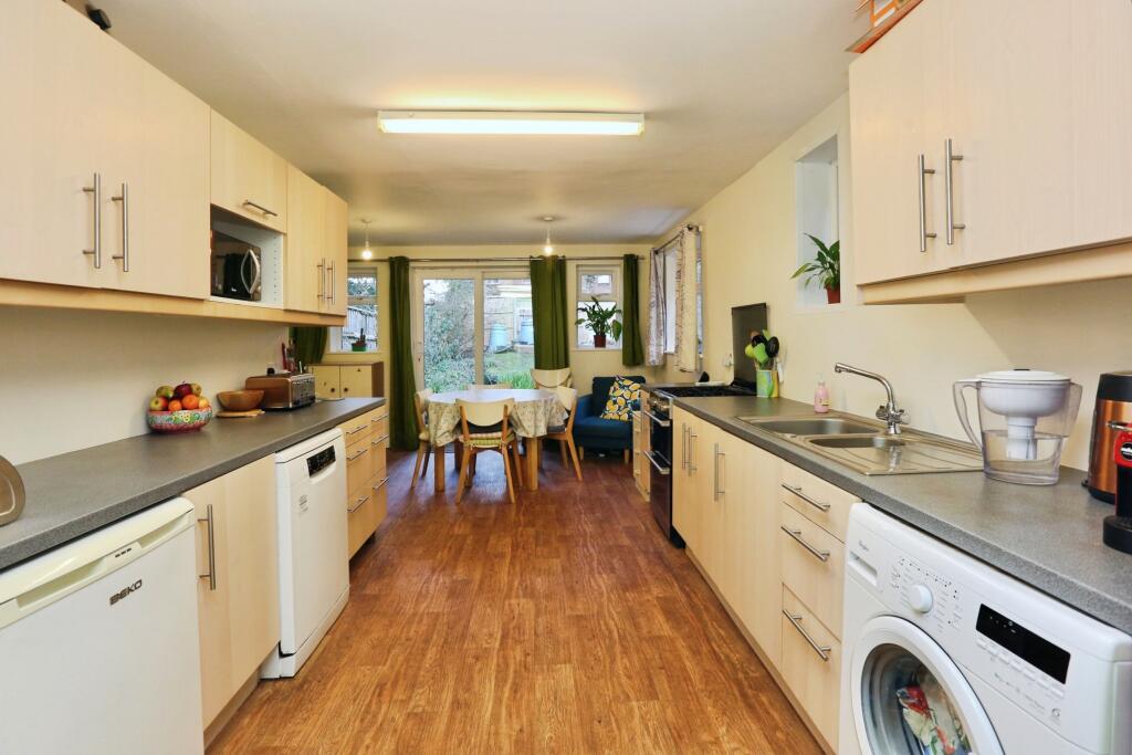 Main image of property: Harbourne Gardens, Southampton, SO18