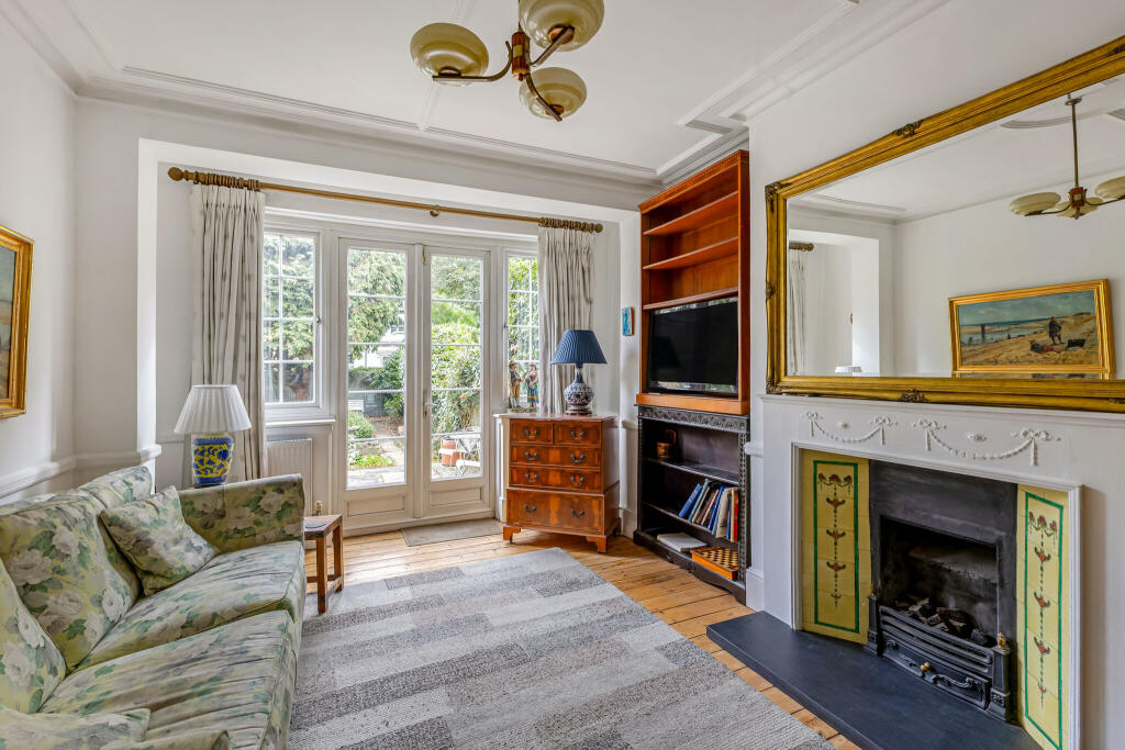 House in London - View 3