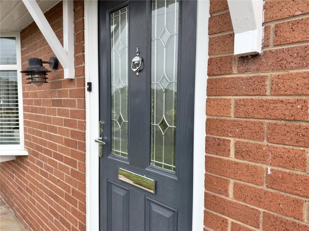 Sherwood Grove, Wirral, Merseyside, CH47 photo 4