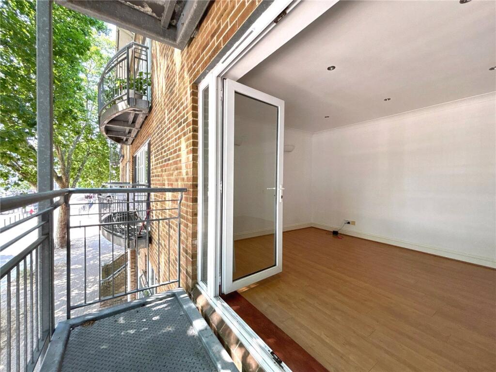 Apartment in London - View 4