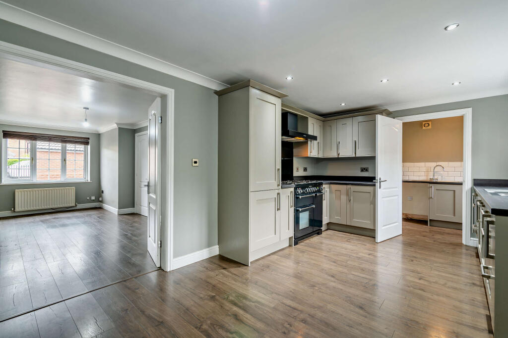 Pasture Way, Castleford, West Yorkshire photo 4