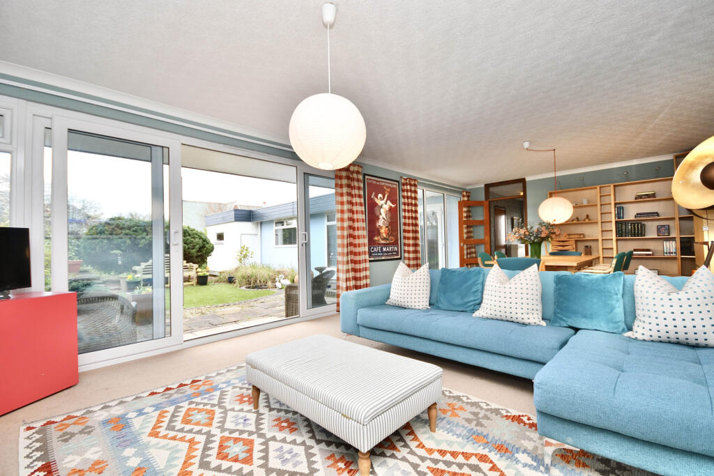 1 Sea Tower Gardens, Ayr, KA7 2XR photo 4
