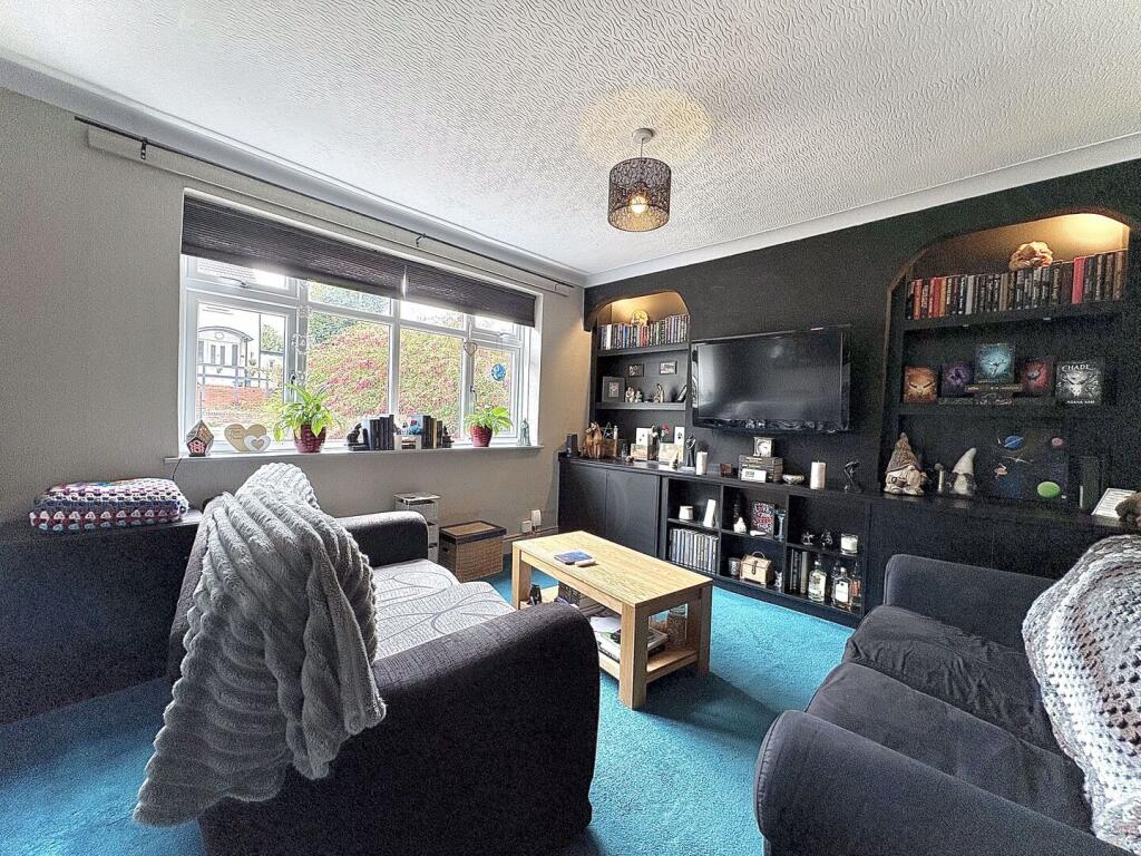 Gibbons Hill Road, SEDGLEY, DY3 1QA photo 3
