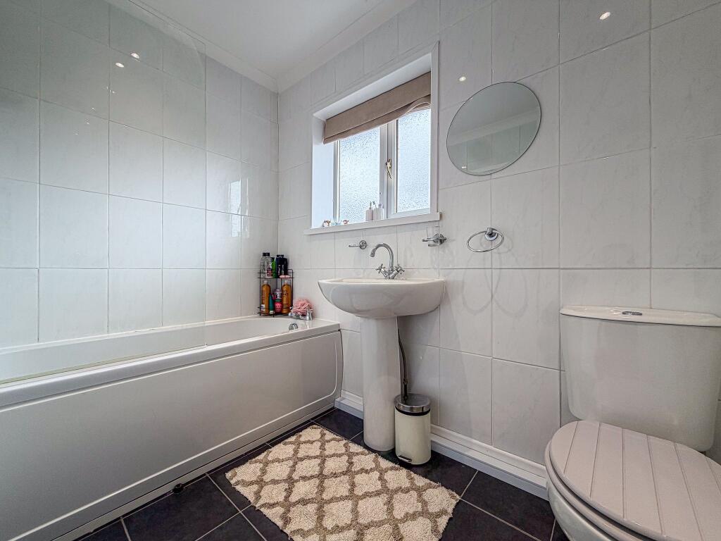 Frosterley Gardens, Annfield Plain, Stanley photo 4