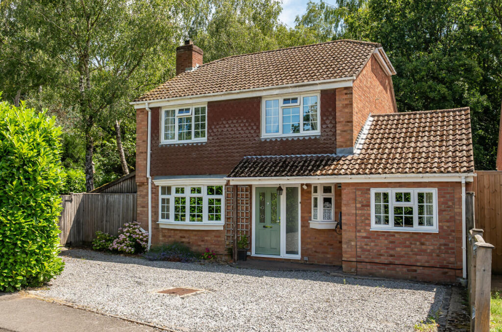 Main image of property: Clandon Drive, Boyatt Wood, Eastleigh, Hampshire, SO50