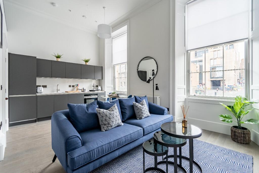 Main image of property: York Place, Edinburgh, EH1