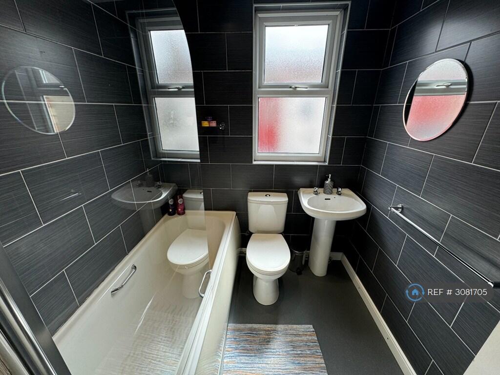 House in Liverpool, Wavertree - View 4