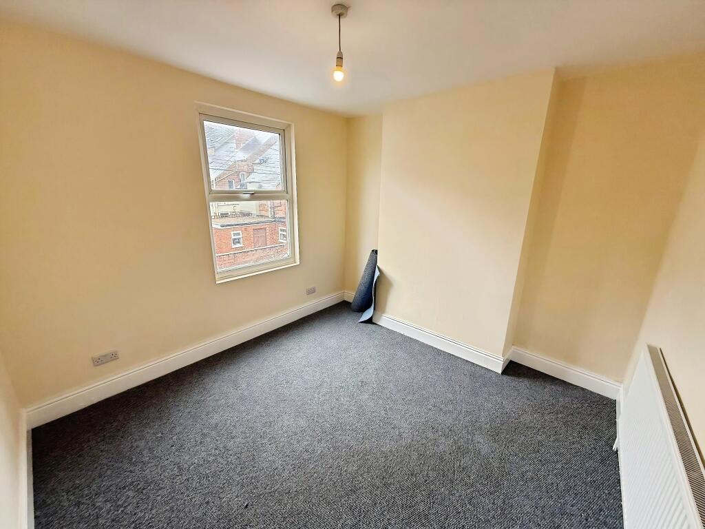 House in Nottingham - View 5