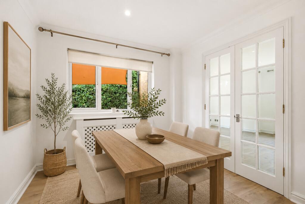 House in St Albans, Cotlandswick, London Colney - More