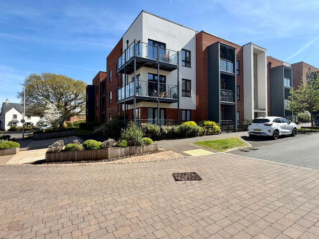 Main image of property: Brooklands Road, Bexhill-on-Sea, TN39